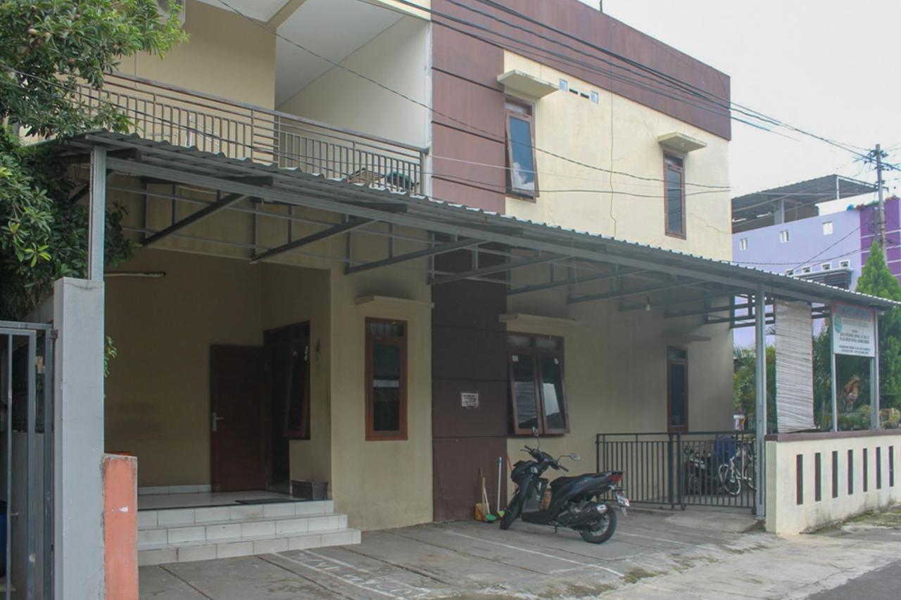 Koolkost Syariah Near Universitas Ahmad Dahlan Kampus 1 Yogyakarta Exterior photo